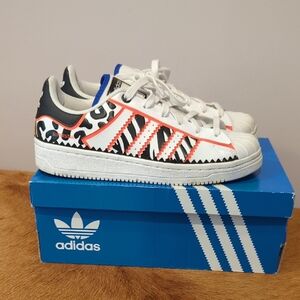 Adidas Women's Sneakers - White, Orange, and Black